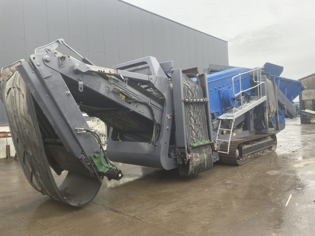 Tweedehands Kleemann MR130 vlakdekzeef.